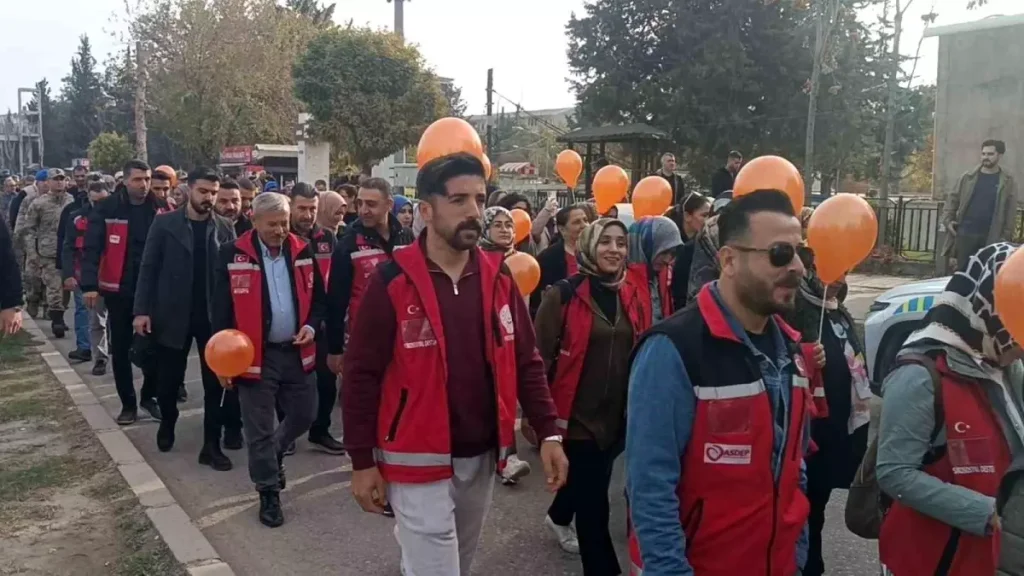 Adıyaman’da Bayana Yönelik Şiddete Karşı Yürüyüş Düzenlendi