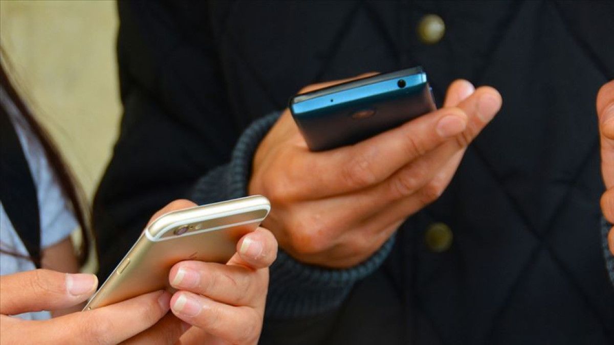 Tekno Boyun Sendromu: Nedir, Nasıl Oluşur?