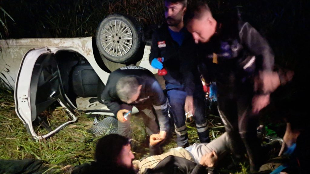 Antakya’da Göçmen Kaçırma Operasyonu: Asi Nehri’ne Uçan Araç ve 9 Kişinin Yakalanması