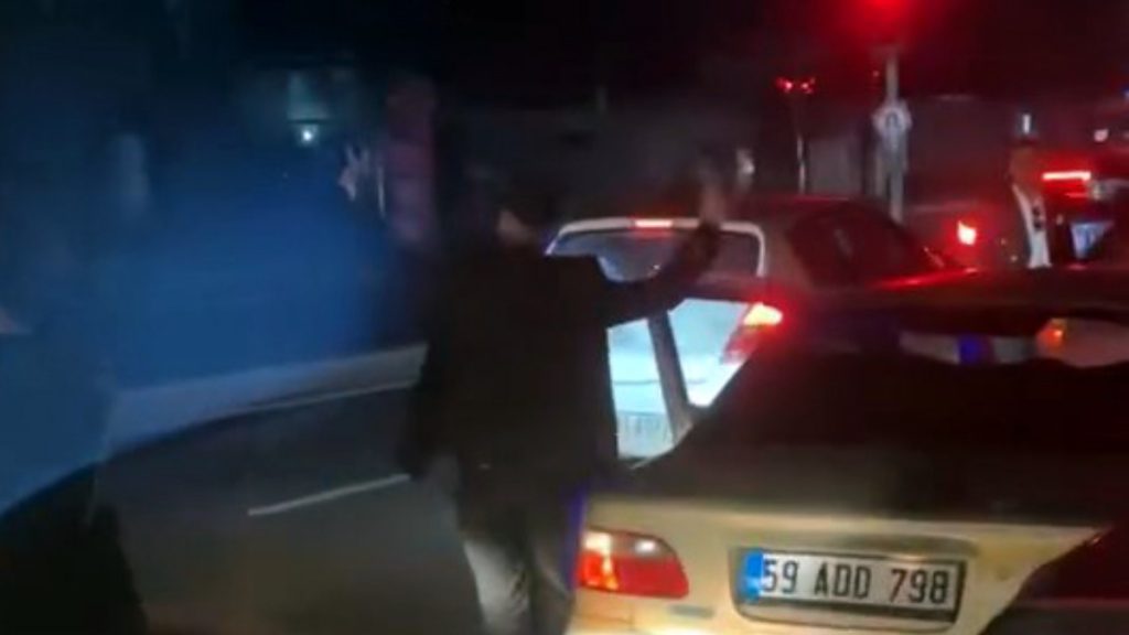 Avcılar’da Düğün Konvoyu Trafikte Kaosa Neden Oldu