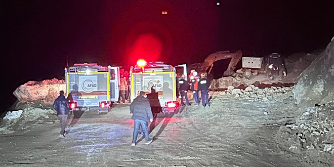 Divriği Çaltı Köyü Madenci Göçüğü: Kurtarma Çalışmaları Devam Ediyor
