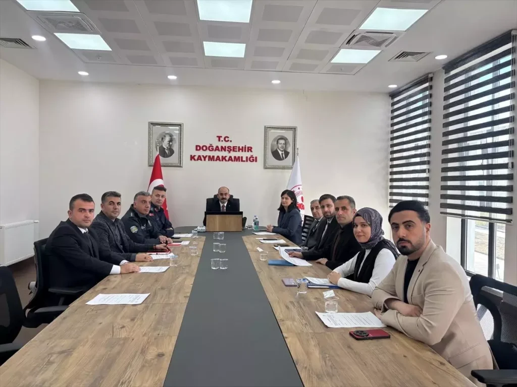 Doğanşehir’de Çocuk Koruma Kanunu Uyum Toplantısı Yapıldı