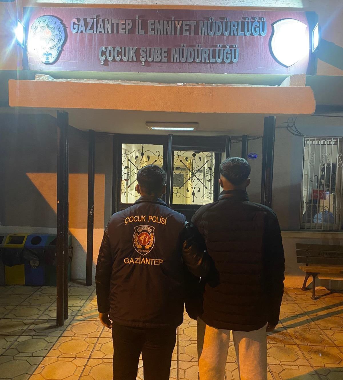 Gaziantep’te Pompalı Tüfekle Havaya Ateş Eden 3 Kişi Yakalandı