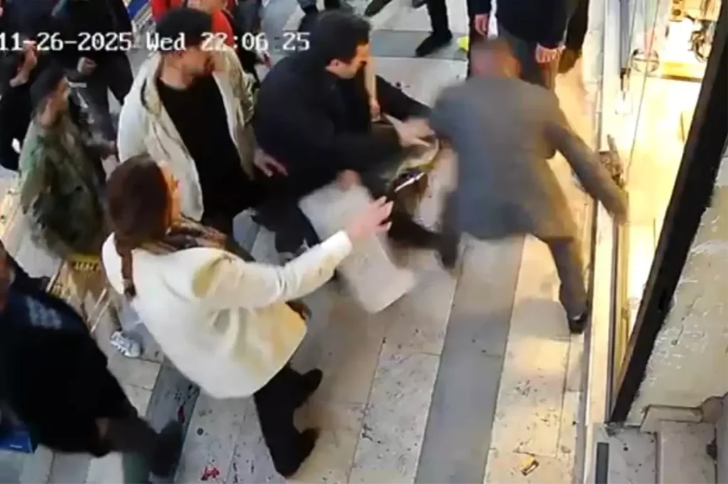 Gümüşhane’de Boşanma Basamağındaki Bayana Bıçaklı Hücum