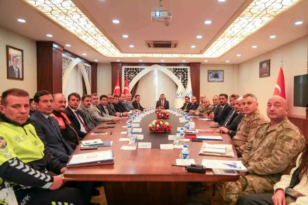 Hakkari’de Ağır Kar Yağışları için Acil Önlemler Alındı