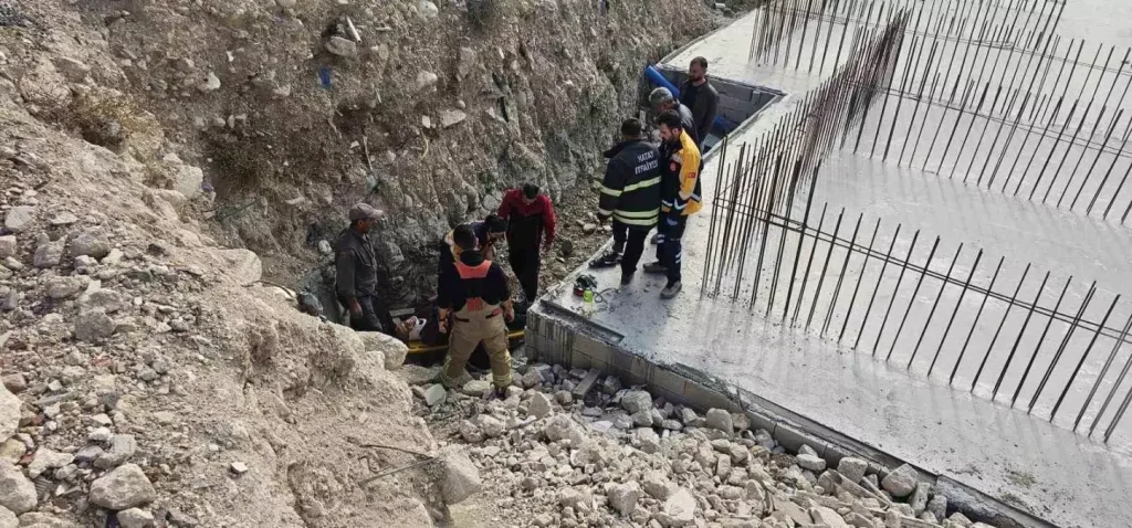 Hatay’da İnşaat Temeline Düşen Şahıs Kurtarıldı