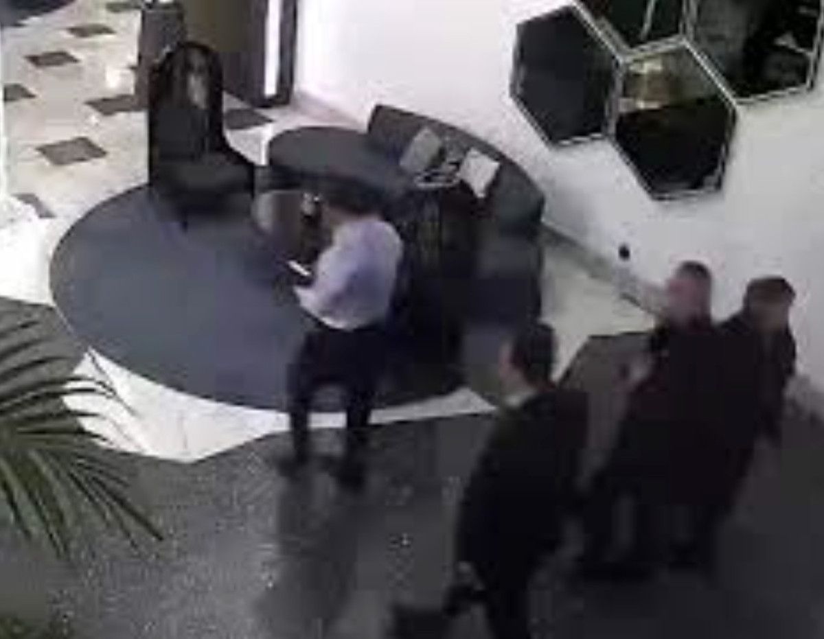 Özel jet iddiaları ve “hediye paketleri” anlatımı