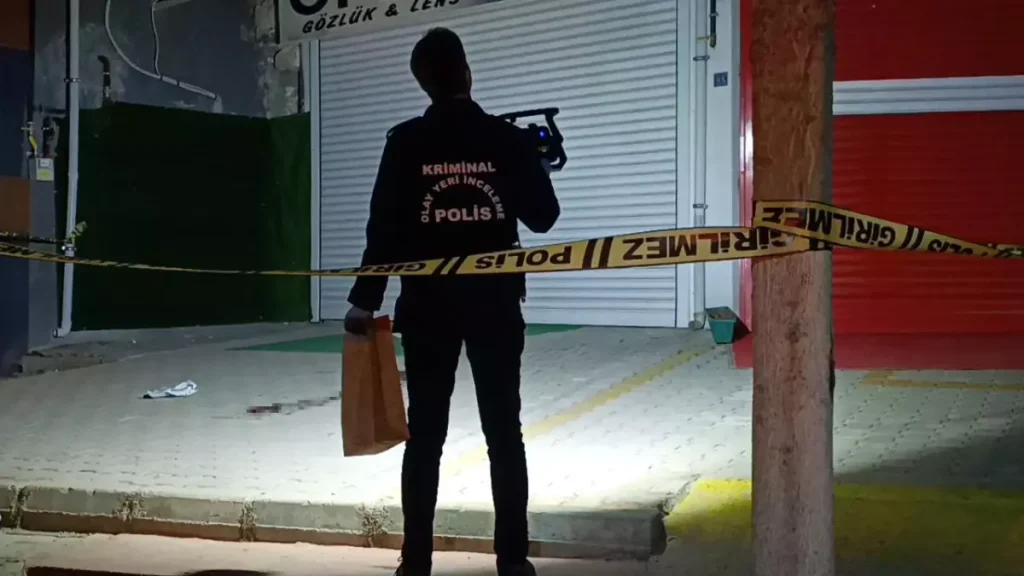 Kahramanmaraş’ta 15 Yaşındaki Çocuk Çatıdan Düşerek Ağır Yaralandı