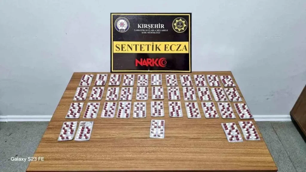 Kırşehir’de Uyuşturucu Operasyonu: 527 Sentetik Hap Ele Geçirildi