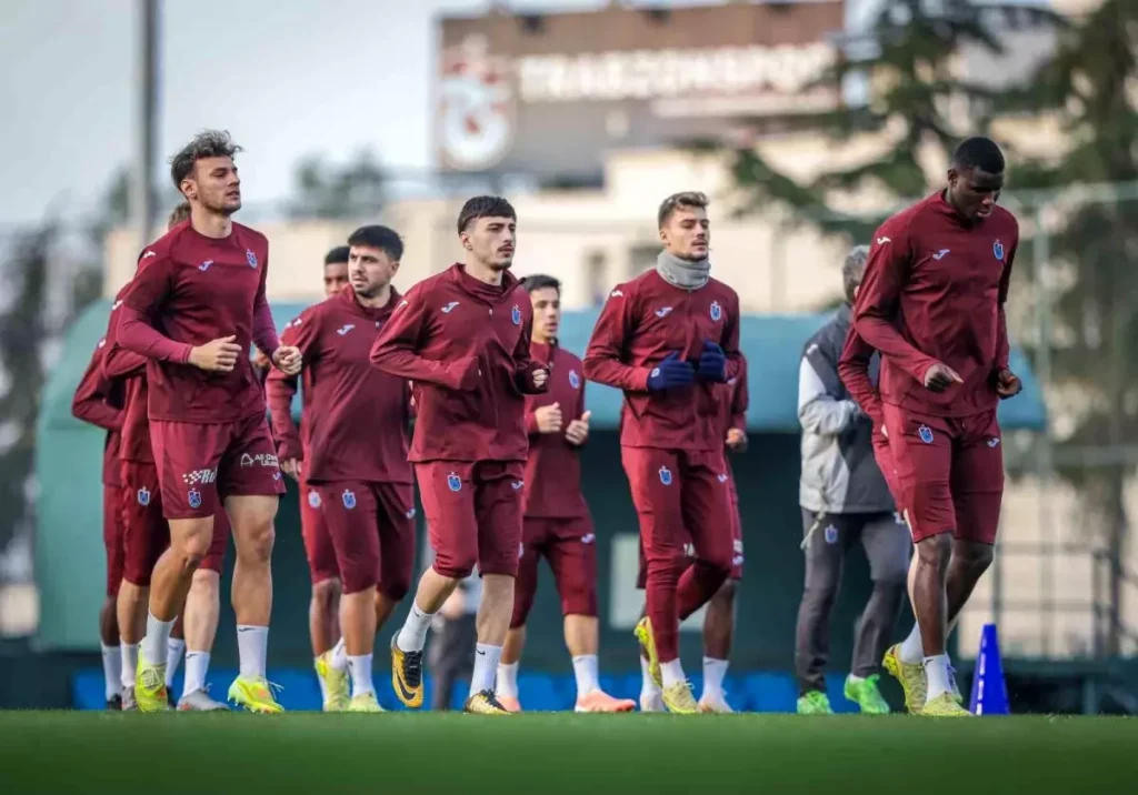 Trabzonspor, Konyaspor ile 49. Maçına Çıkacak