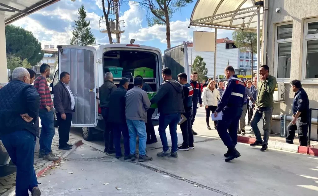 Traktör Kazasında 3 Yaşındaki Çocuk Hayatını Kaybetti