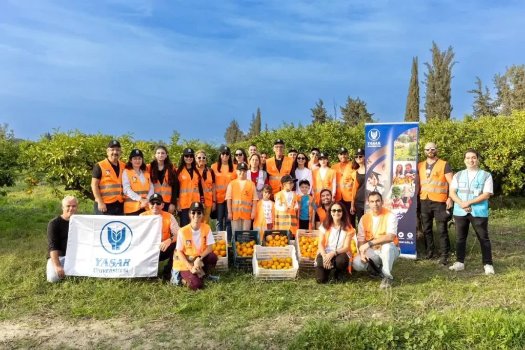 Yaşar Üniversitesi’nden Lösemili Çocuklara Dayanak Aktifliği