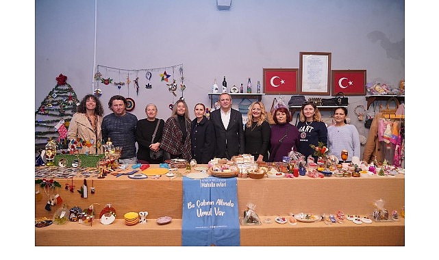 Ayvalıklı Bayanlar Mahalleevleri’nde Üretiyor, Aile Bütçesine Katkı Sağlıyor