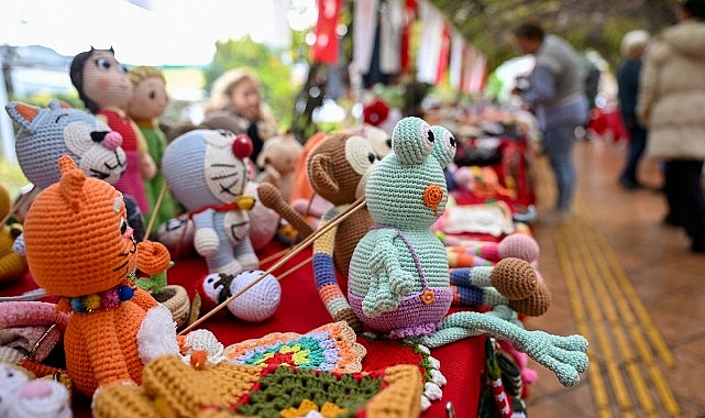 Bornova’da Yılbaşı İkramlık Eşya Günleri