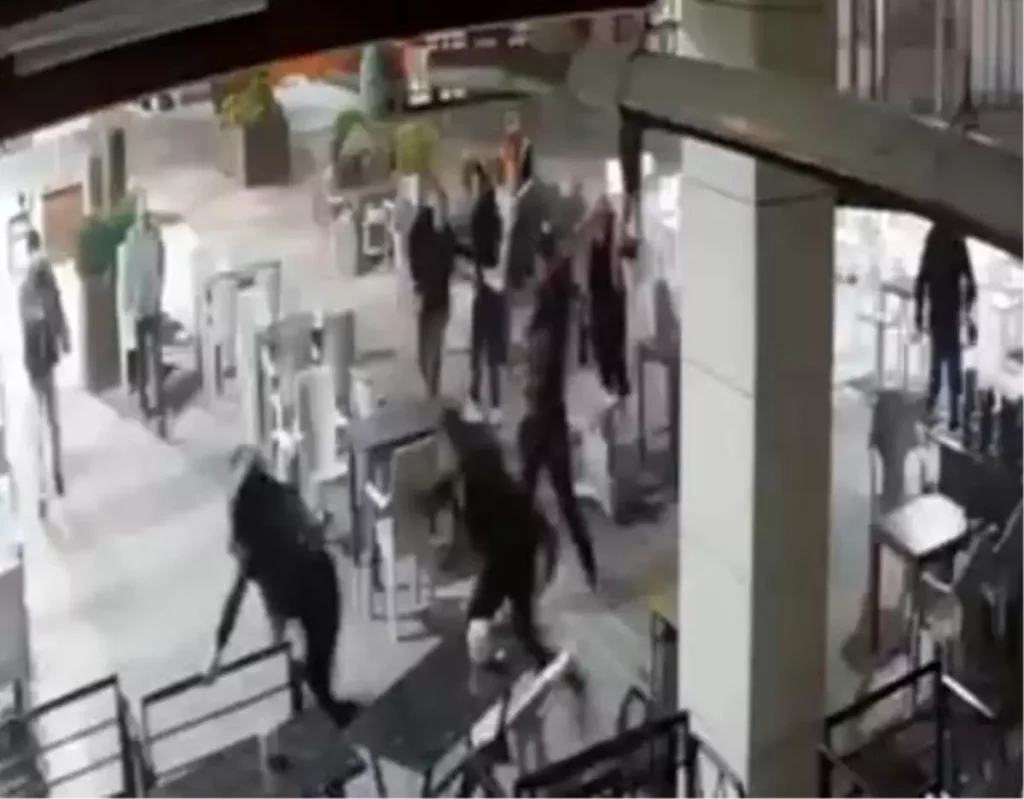 Bursa’da baba-oğuldan kan donduran hücum…