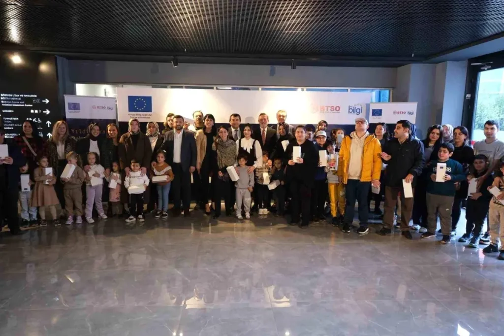 Bursa’da mahzur tanımayan bilim seyahati