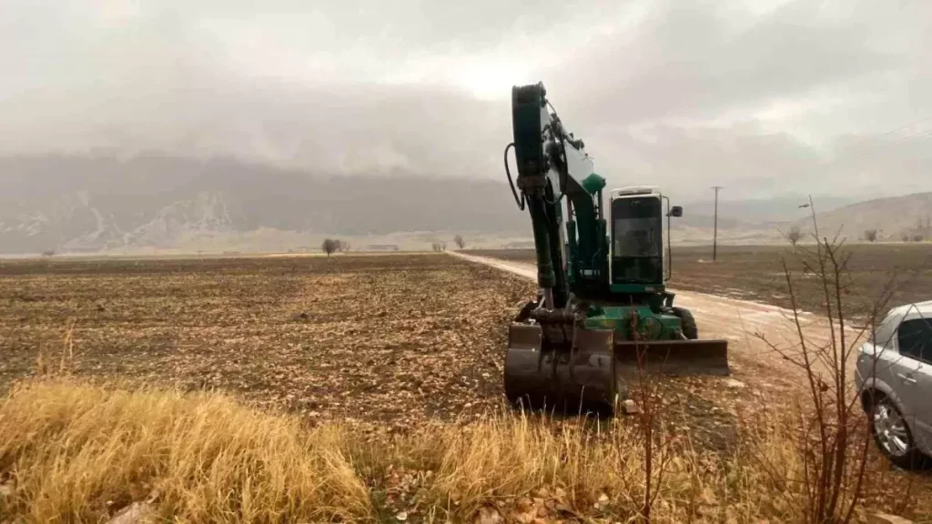 DSİ’ye ilişkin kepçenin çalınıp define arandığı tezi