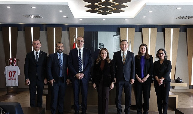 Dünya bankası heyetinden Lider Vekili Büşra Özdemir’i ziyaret