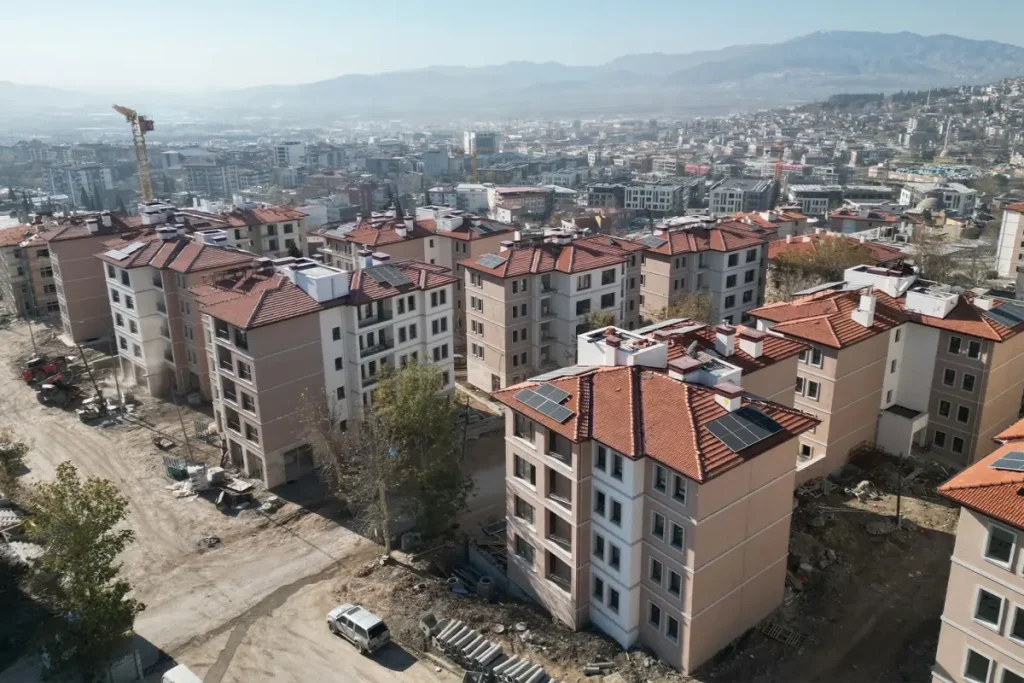 Eski mahalleler yerinde dönüşümle ayağa kalkıyor: Örnek daireler gün yüzüne çıktı