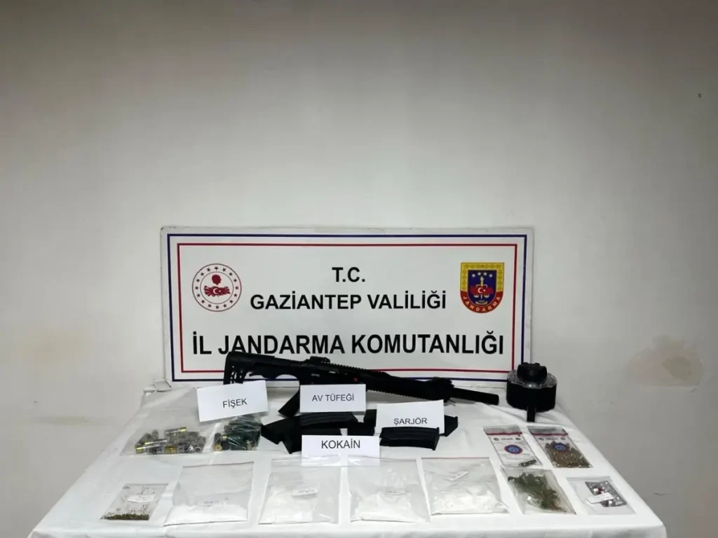 Gaziantep’te jandarmadan organize cürüm örgütü operasyonu: 3 şahıs tutuklandı
