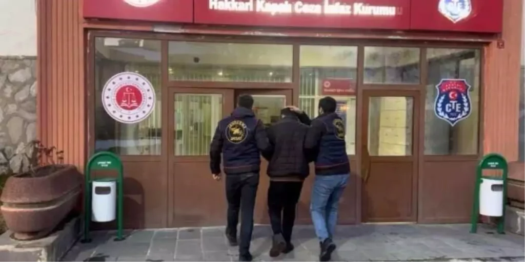 Hakkari ve Van’da aranan 2 şahıs yakalandı