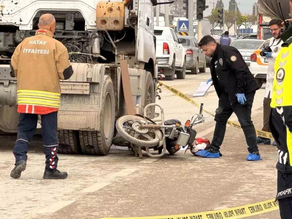 Hatay’da Motosiklet Faciası: Anne ve 2 Aylık Bebeğin Ölümüyle Sonuçlanan Kaza