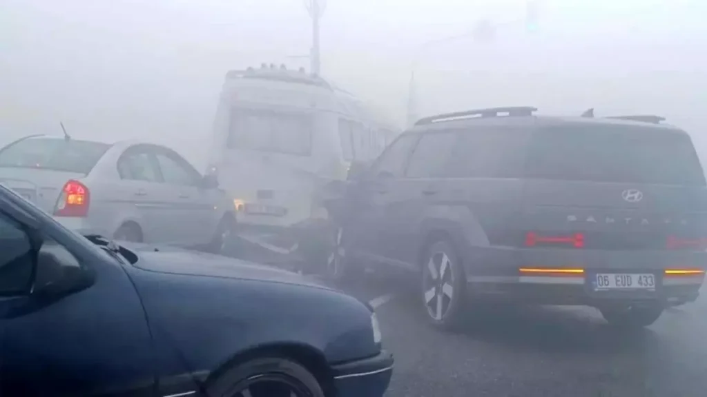 Iğdır’da ağır sis kazaya neden oldu