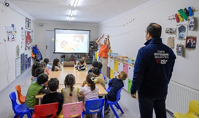 İzmir sıhhatte mahallî idare modeliyle Türkiye’ye örnek oldu