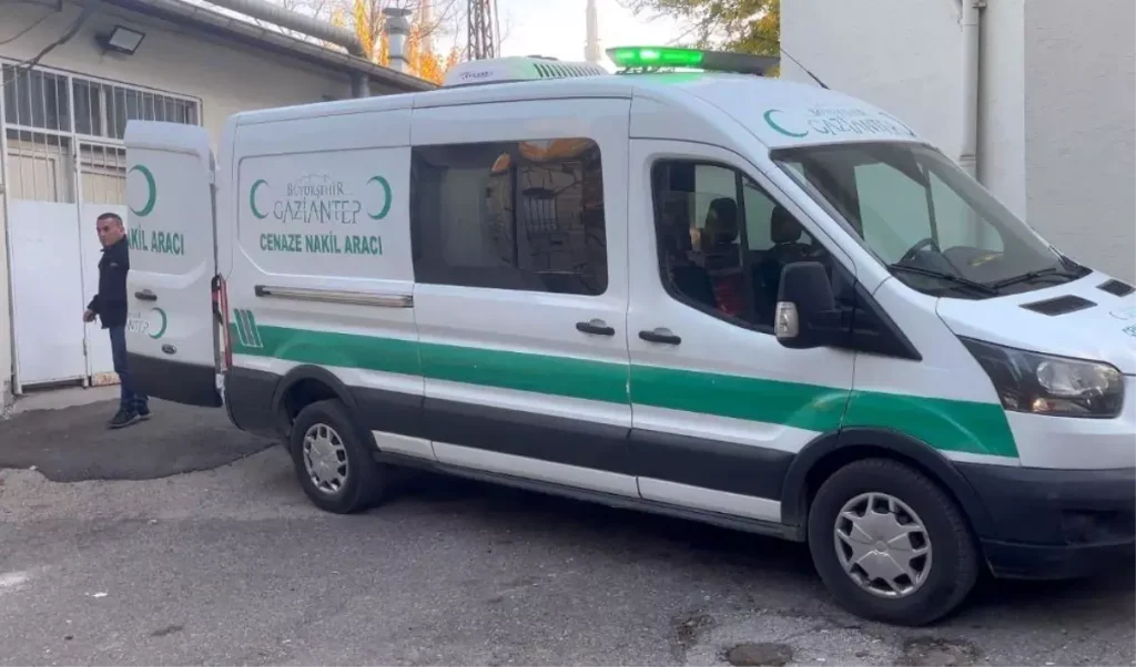 Kuzeninin kullandığı tırın altında kalan 10 yaşındaki bisikletli Muhammed kurtarılamadı