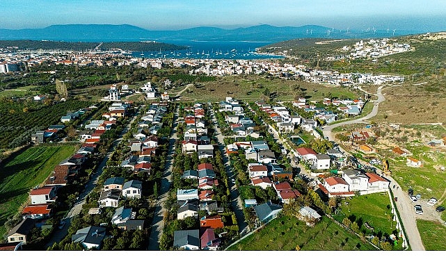 Seferihisar Belediyesi’nden “Kaçak Yapı” uyarısı: Sığacık Karagöl Mevkii’ndeki yıkımlar devam ediyor.