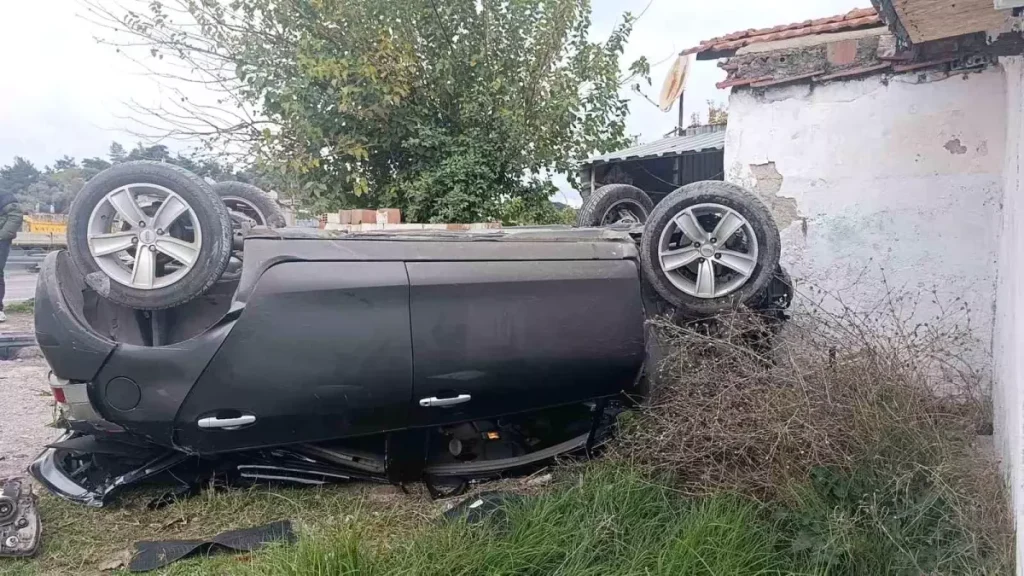 Söke’de araba takla attı: 1 yaralı