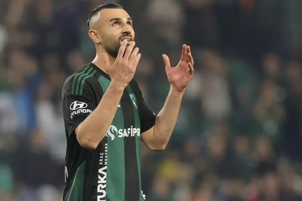 Takım dışı kalması istenen Serdar Dursun’dan birinci açıklama