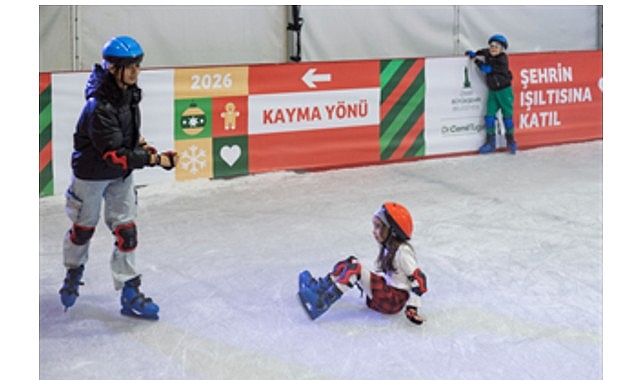 Yeni Yıl Şenliği’ne ilgi ağır