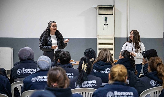 Belediye çalışanına rahim ağzı kanserine karşı bilgilendirme çalışması