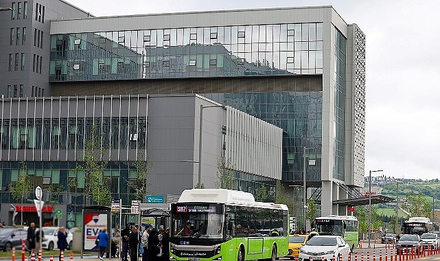 Büyükşehir, Şehir Hastanesi için ulaşım ağını genişletti: 14 yeni, direkt çizgi ile direkt ulaşım