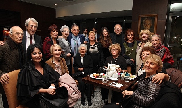 İBB Kent Tiyatroları Devlet Sanatkarı Haldun Dormen’i Kaybetmenin Derin Üzüzntüsünü Yaşıyor