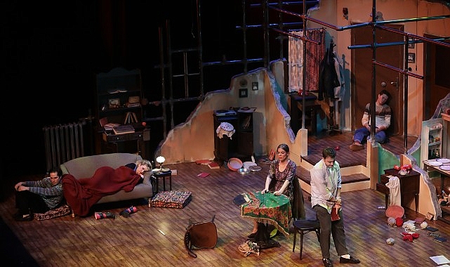 Kayıp Bir Gençliğin Anatomisi “Sevgili Yelena Sergeyevna” Seyirciyle Buluşuyor