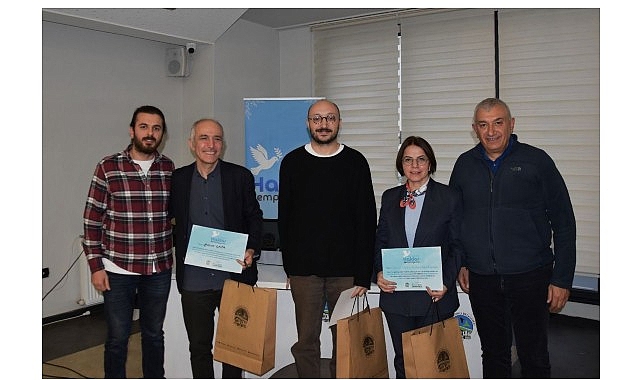 Lider Köymen, ‘Kamuculuk ve Kent Hakkı’ sempozyumunda konuştu