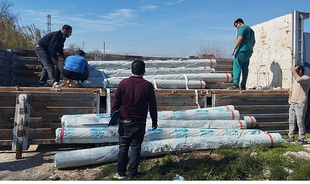 Büyükşehir Belediyesi’nden üreticiye sera naylonu dayanağı