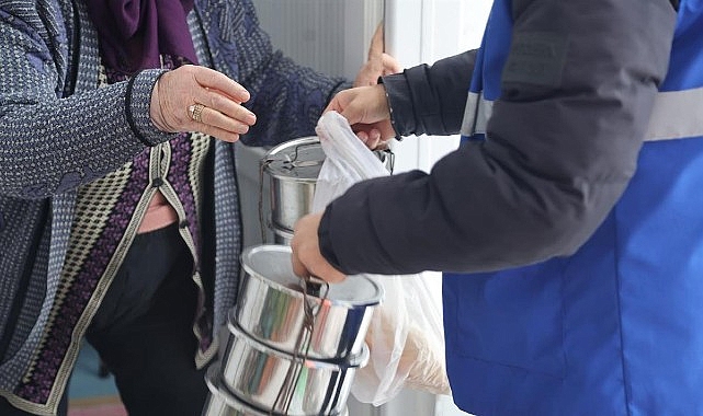 Canik Belediyesi’nden Tüm Ailelere İftar Yemeği Takviyesi