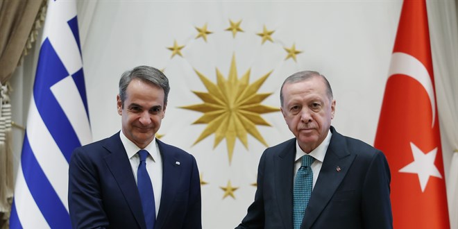 Erdoğan, Yunanistan Başbakanı Miçotakis’i kabul etti