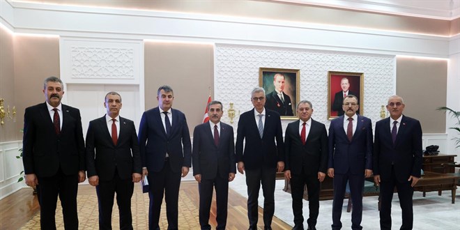 Lider Kahveci’den Sıhhat Bakanı’na ziyaret