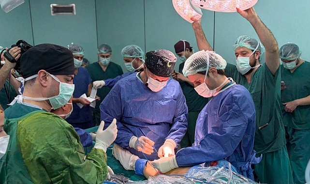 Menisküs Cerrahisinde Türkiye’de Bir Birinci, DEÜ’de Gerçekleşti!