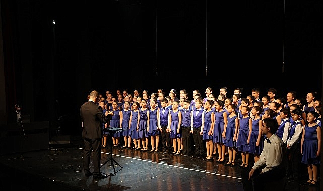 Nilüfer’de üç koro birebir sahnede buluştu