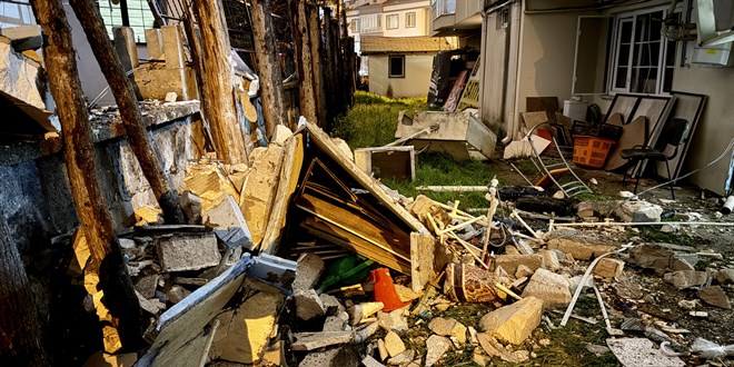 Özel kız öğrenci yurdunda patlama: Öğrenciler otellere yerleştirildi!