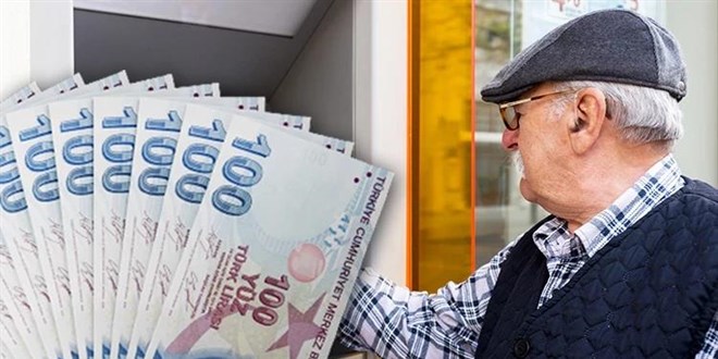 PTT’den emeklilere geri ödemesiz 14 bin lira nakit dayanak
