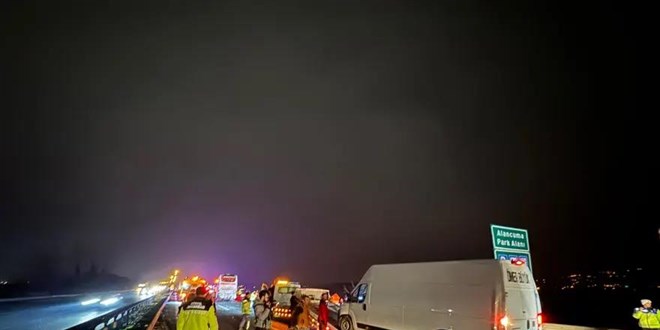 TEM Otoyolu’ndaki kazaya 16 araç karıştı