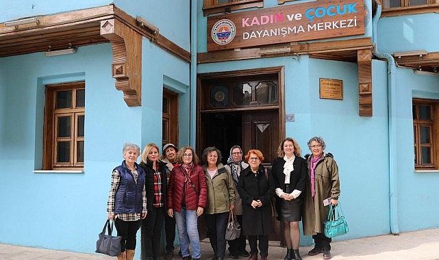 Dayanışma Merkezi’nde Bayan Hakları Konuşuldu