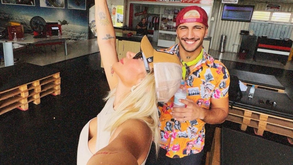 İrem Derici nişanlısını affetti! Eşcinsel savlarına da yanıt verdi