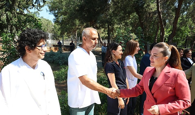 Lider Vekili Büşra Özdemir’den veteriner doktorlara ziyaret